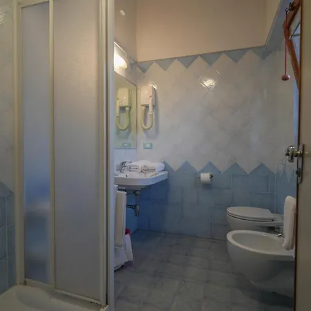 מלון Da Ruggero - 100m Dal Porto