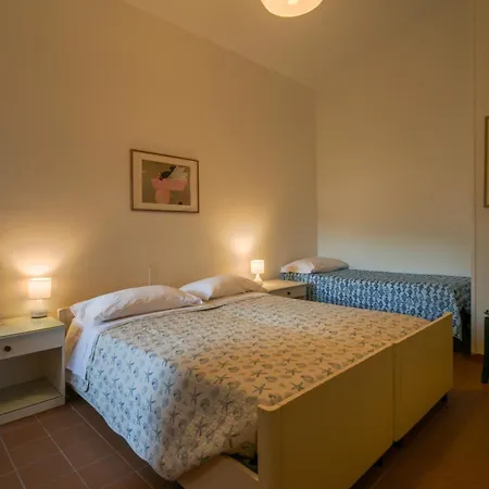 Da Ruggero - 100m Dal Porto Hotel