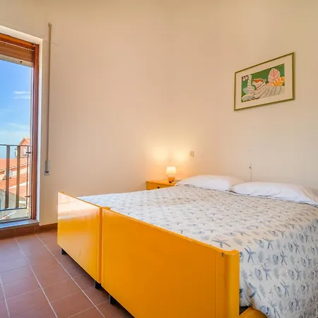 Da Ruggero - 100m Dal Porto Giglio Porto